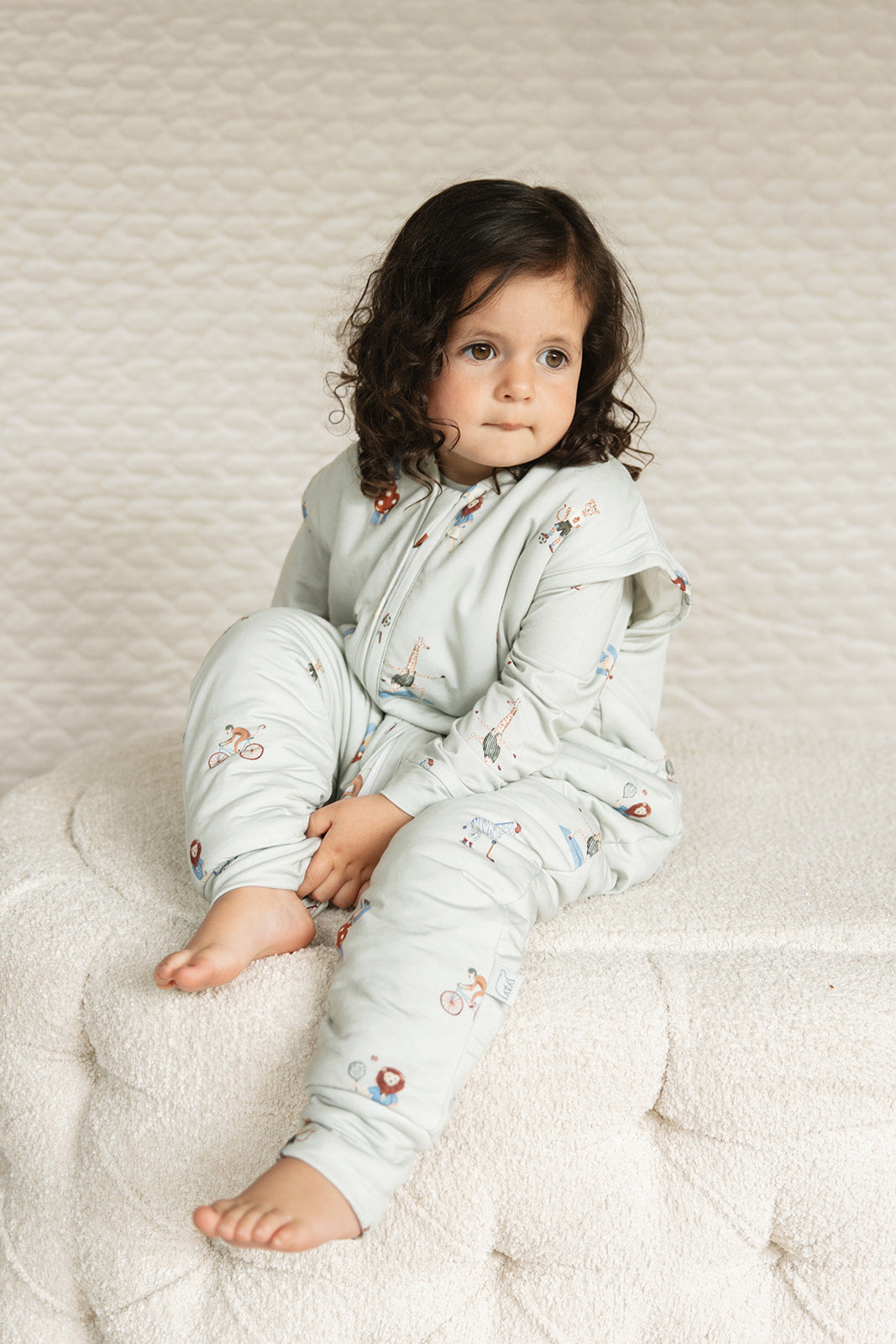 saquito de dormir con piesitos | colección safari y spa